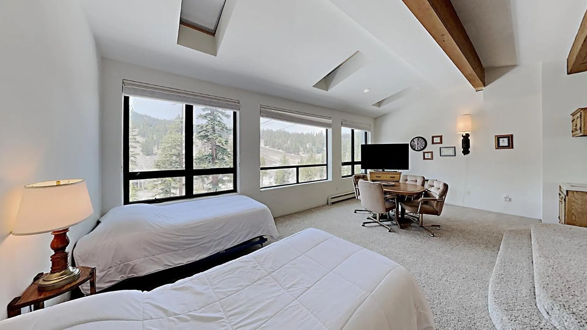 Apartment Slopeside 1849 Condos - Comfortable 3 Bedroom Condos With Full Kitchens Mammoth Lakes