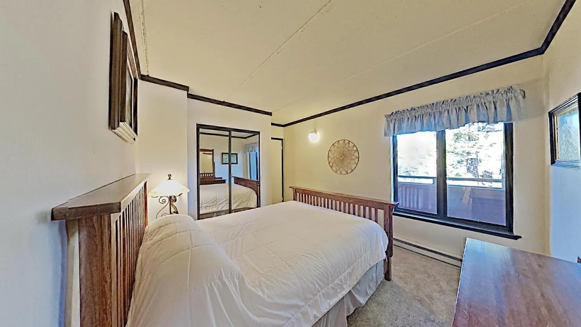 Slopeside 1849 Condos - Comfortable 3 Bedroom Condos With Full Kitchens Mammoth Lakes