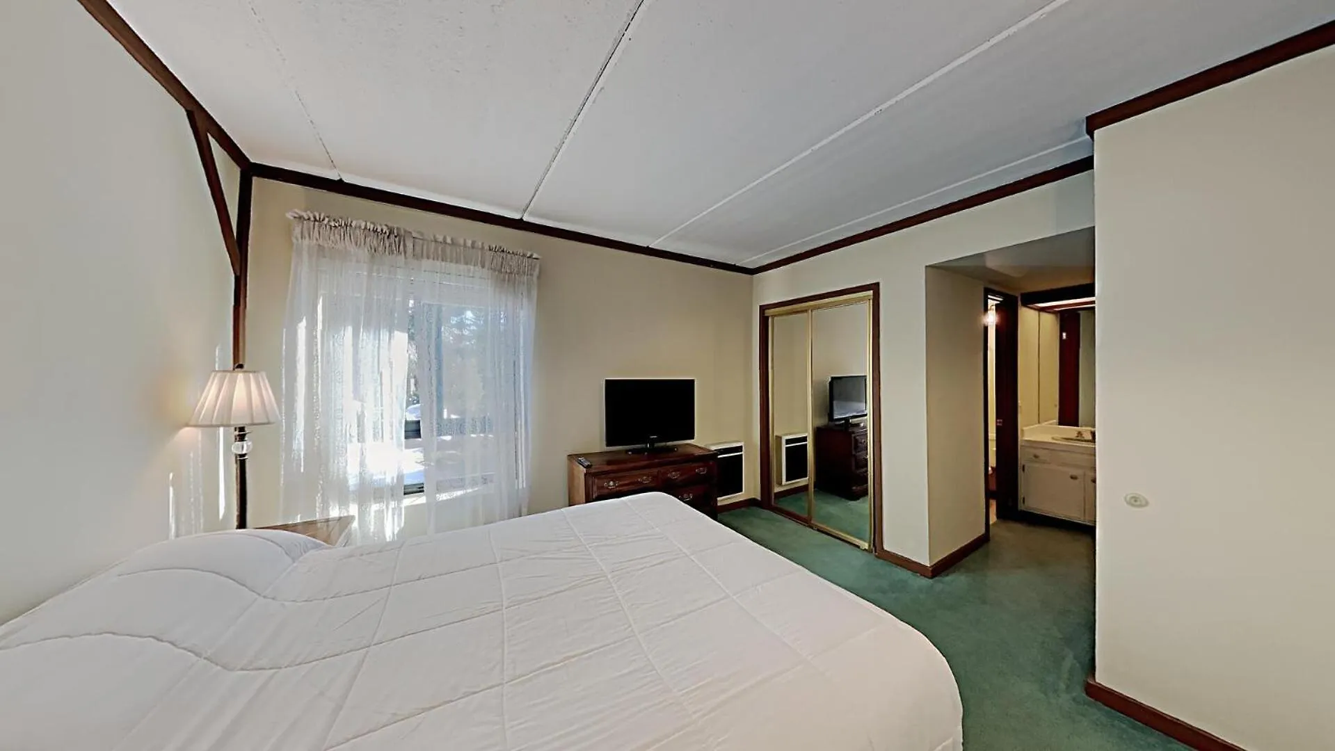 Apartment Slopeside 1849 Condos - Comfortable 3 Bedroom Condos With Full Kitchens Mammoth Lakes